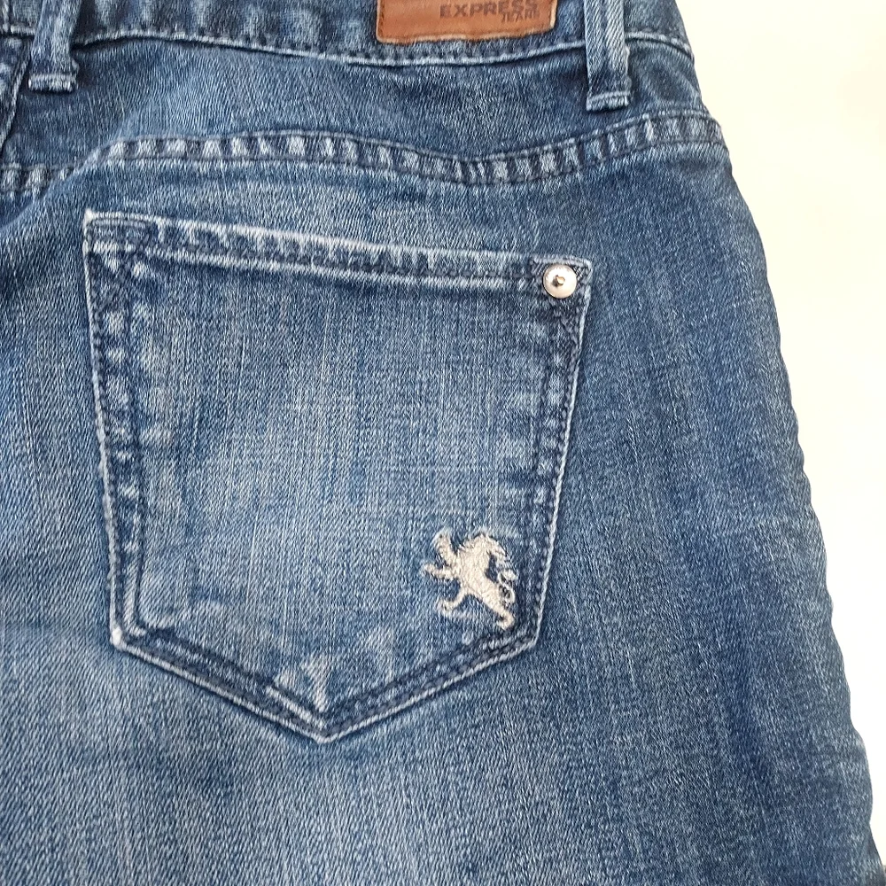 Express Blue Denim Cuffed Shorts. Size 0